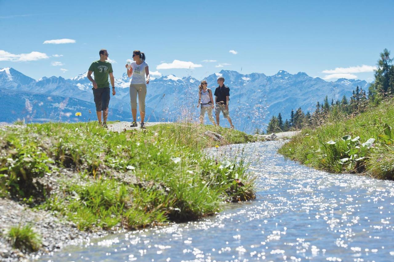 Chalet Diognysos B&B, Boutique Hotel & Wellness Crans-Montana Exteriör bild