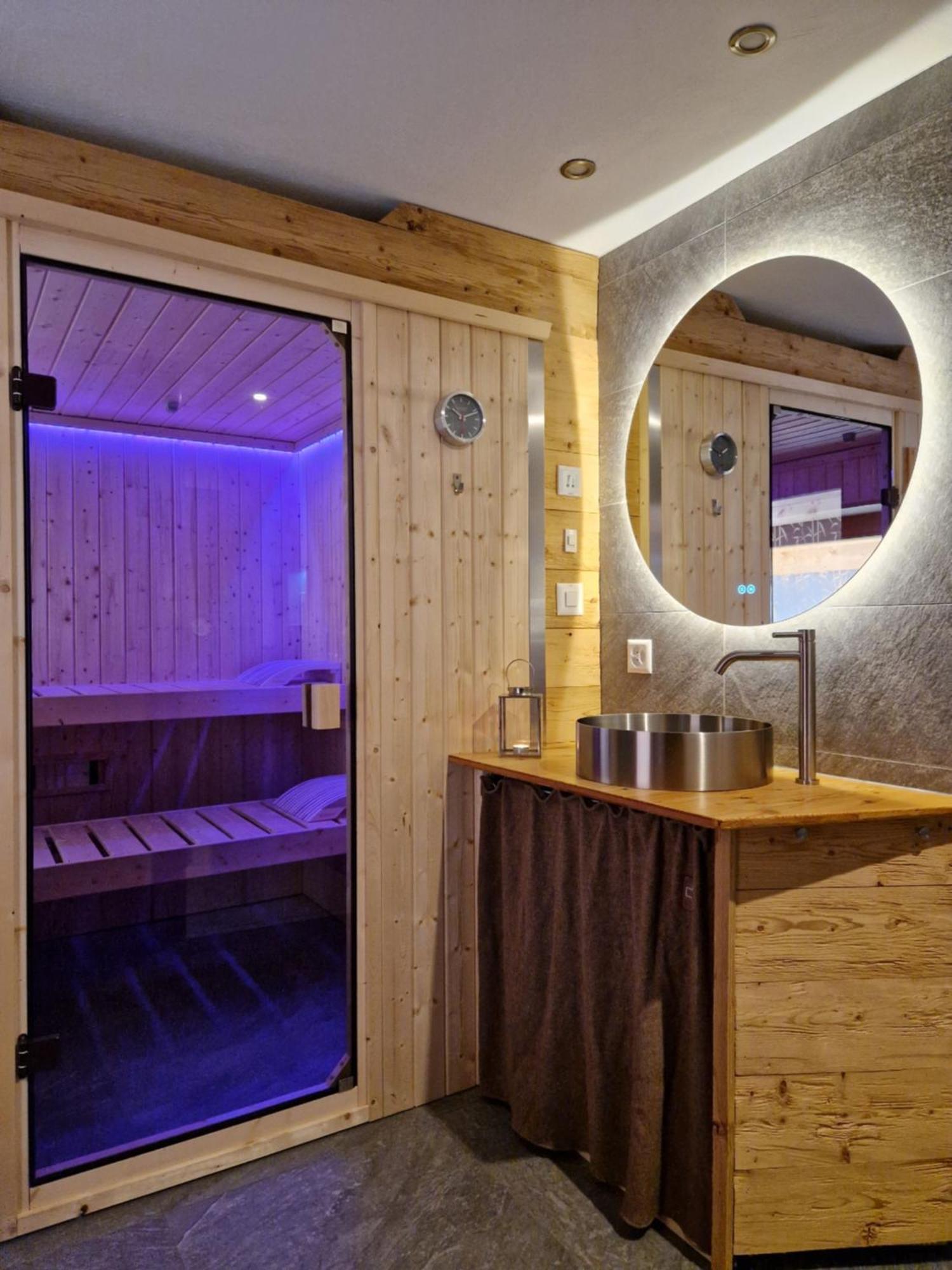 Chalet Diognysos B&B, Boutique Hotel & Wellness Crans-Montana Exteriör bild
