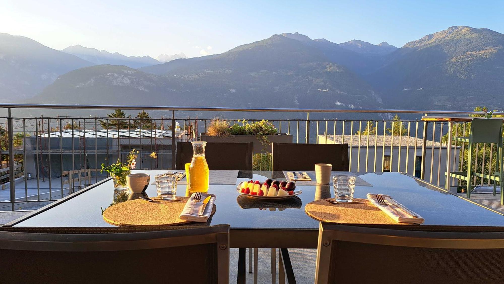 Chalet Diognysos B&B, Boutique Hotel & Wellness Crans-Montana Exteriör bild
