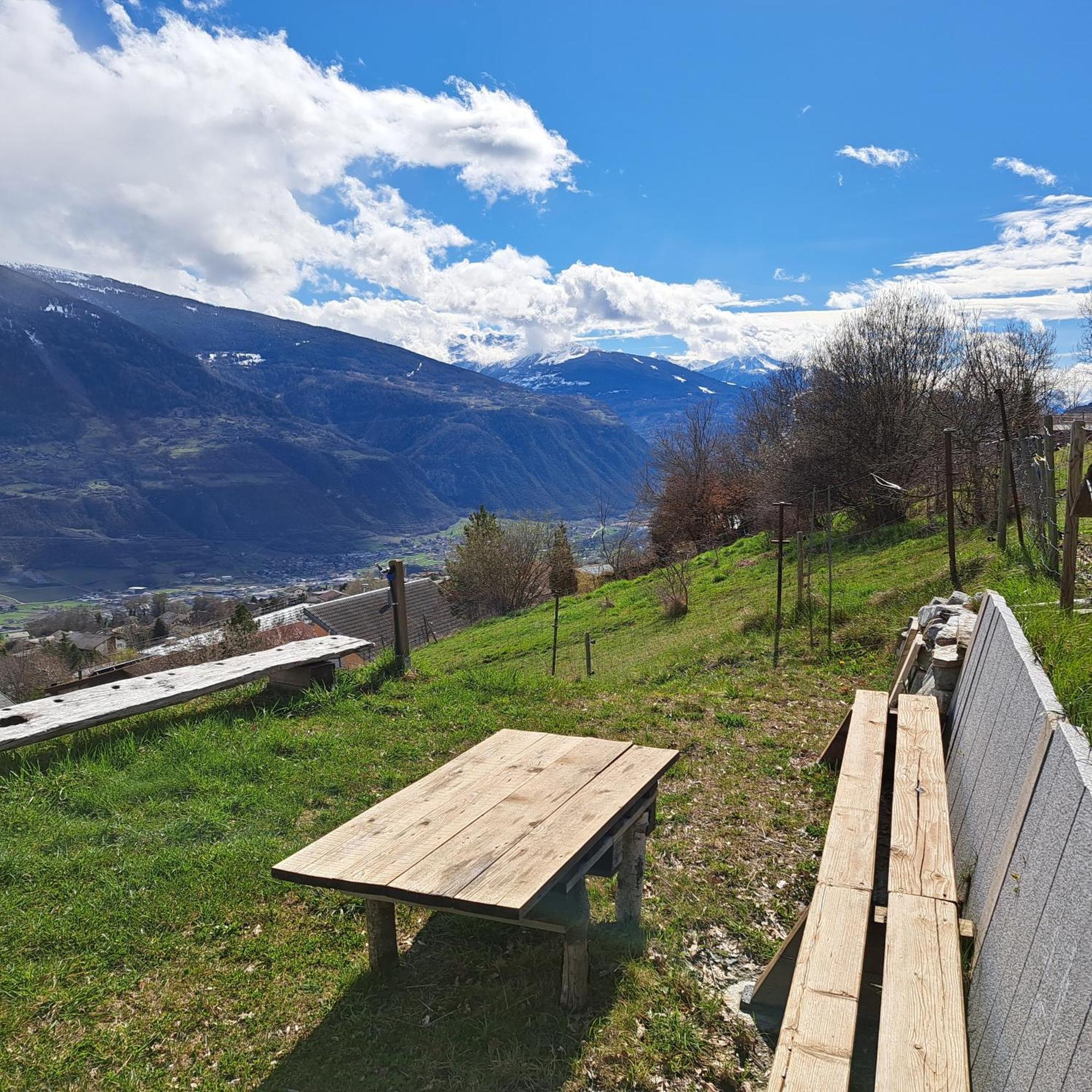 Chalet Diognysos B&B, Boutique Hotel & Wellness Crans-Montana Exteriör bild