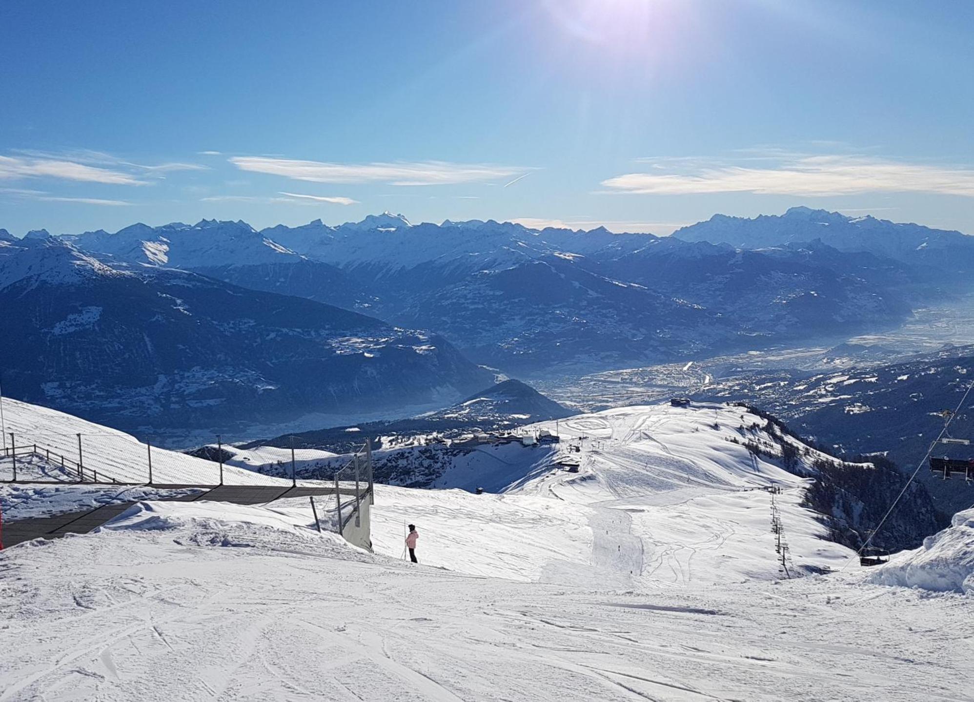 Chalet Diognysos B&B, Boutique Hotel & Wellness Crans-Montana Exteriör bild